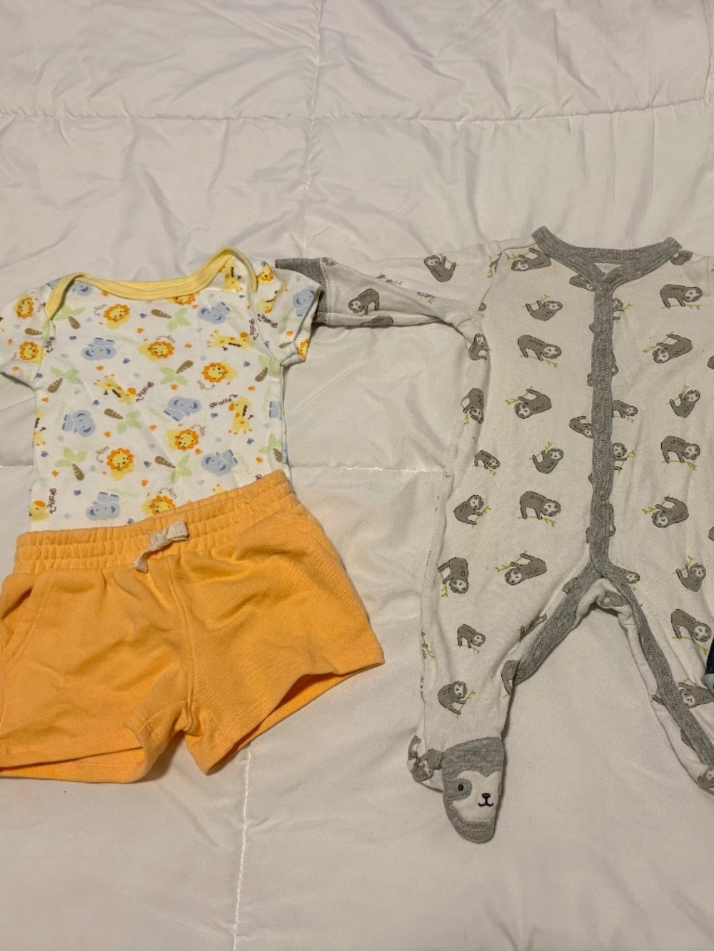 4 piece set lot Size 0/3 months